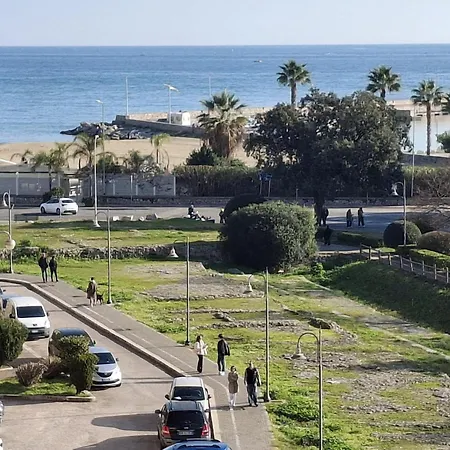 Beachfront With Sea View Terracina
